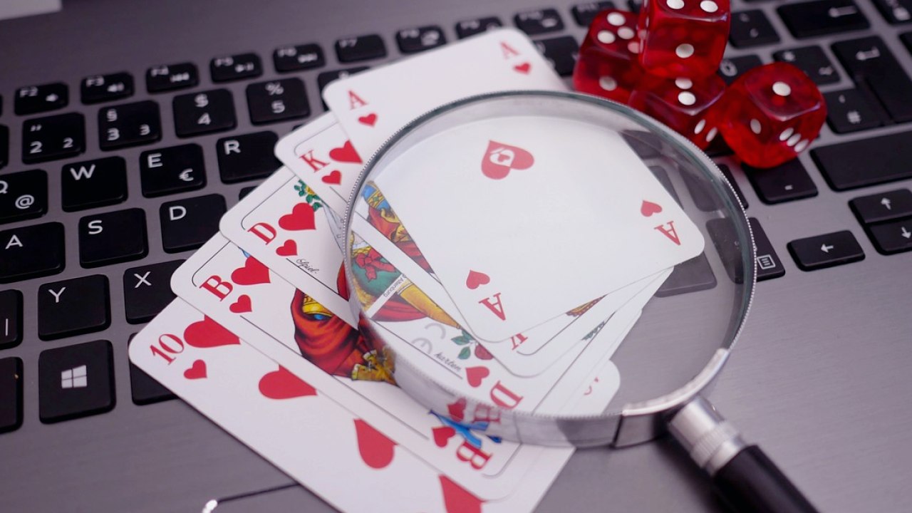 德州扑克Tilt情绪管理方法:从失控到稳定盈利的三大策略