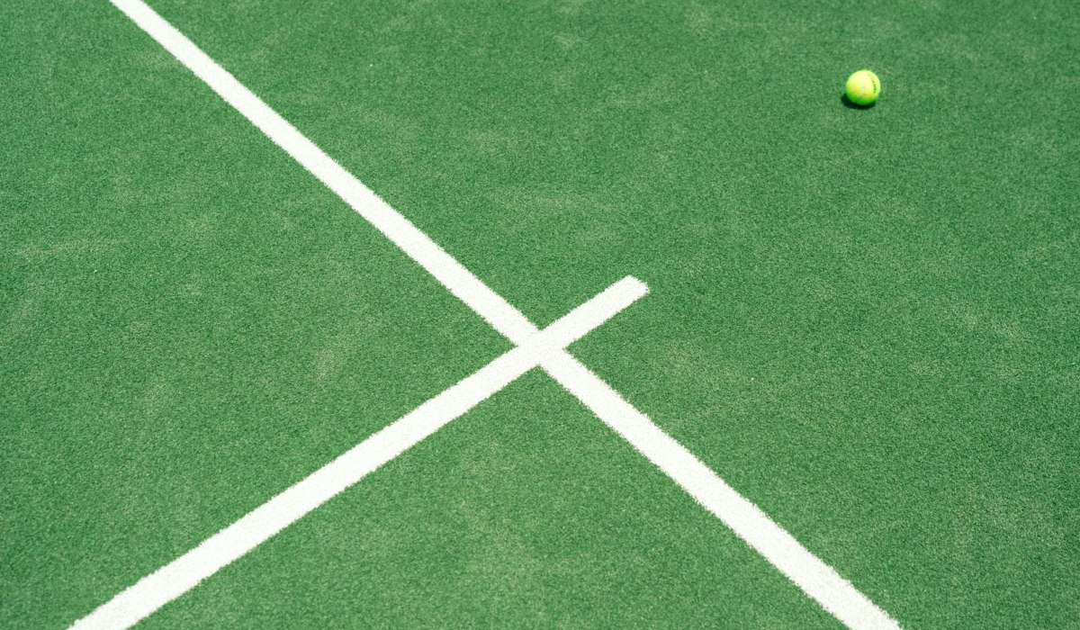 https://www.reddit.com/r/poker/comments/1v234ao/poker_is_the_next_football_a_hypothesis/ - 【行业观察】扑克会成为下一个足球吗?从规则、门槛与全球热度拆解